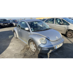 Pare boue avant gauche VOLKSWAGEN NEW BEETLE 1