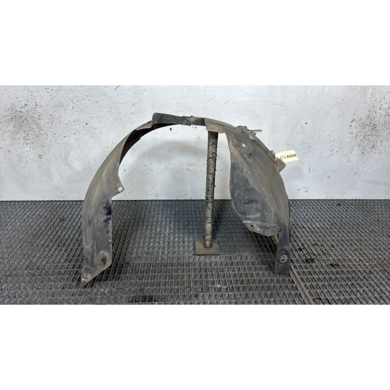 Pare boue avant gauche OPEL ZAFIRA B Photo n°2