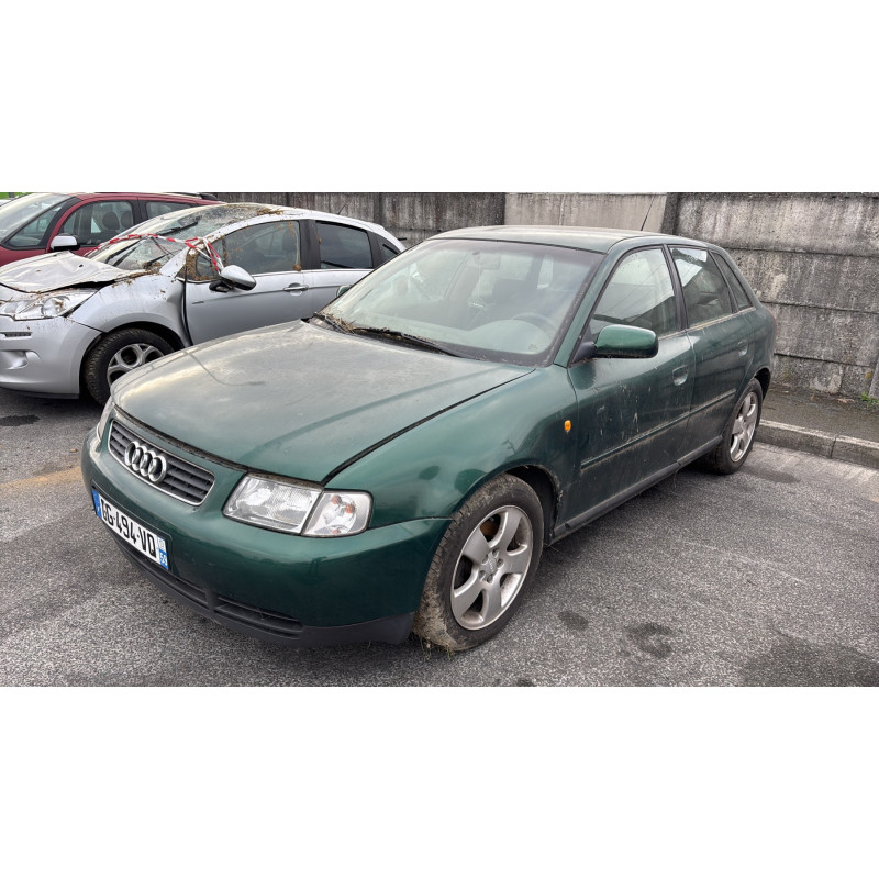 Pare boue avant gauche AUDI A3 1 Photo n°4