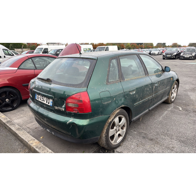Pare boue avant gauche AUDI A3 1 Photo n°6