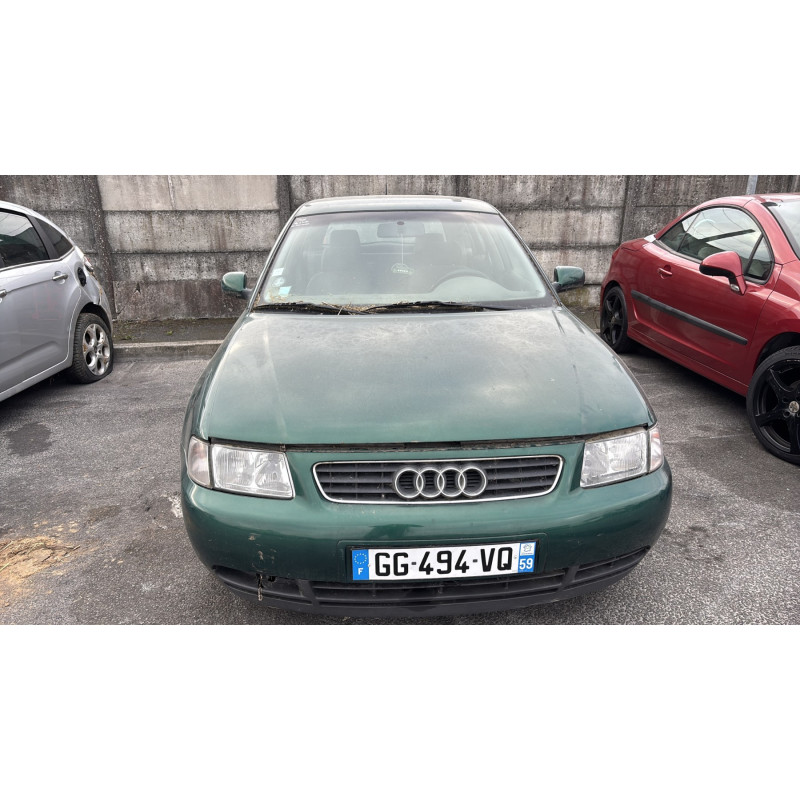 Pare boue avant gauche AUDI A3 1 Photo n°11