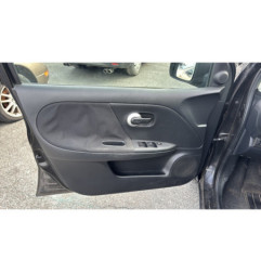 Pare boue arriere droit NISSAN NOTE 1