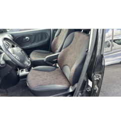 Pare boue avant droit NISSAN NOTE 1