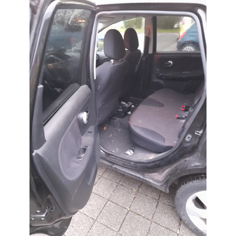 Pare boue avant gauche NISSAN NOTE 1 Photo n°6