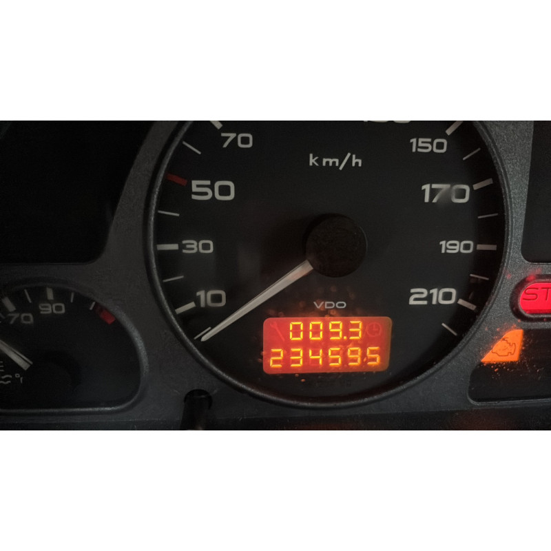 Pare boue avant droit PEUGEOT 306 Photo n°7