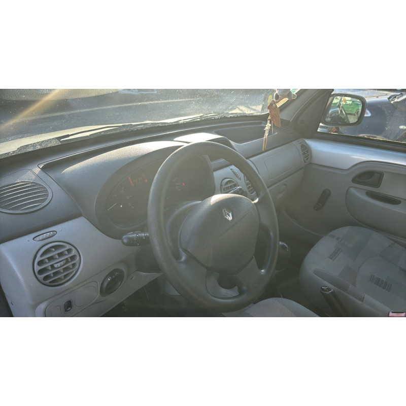 Pare boue avant gauche RENAULT KANGOO 1 Photo n°20