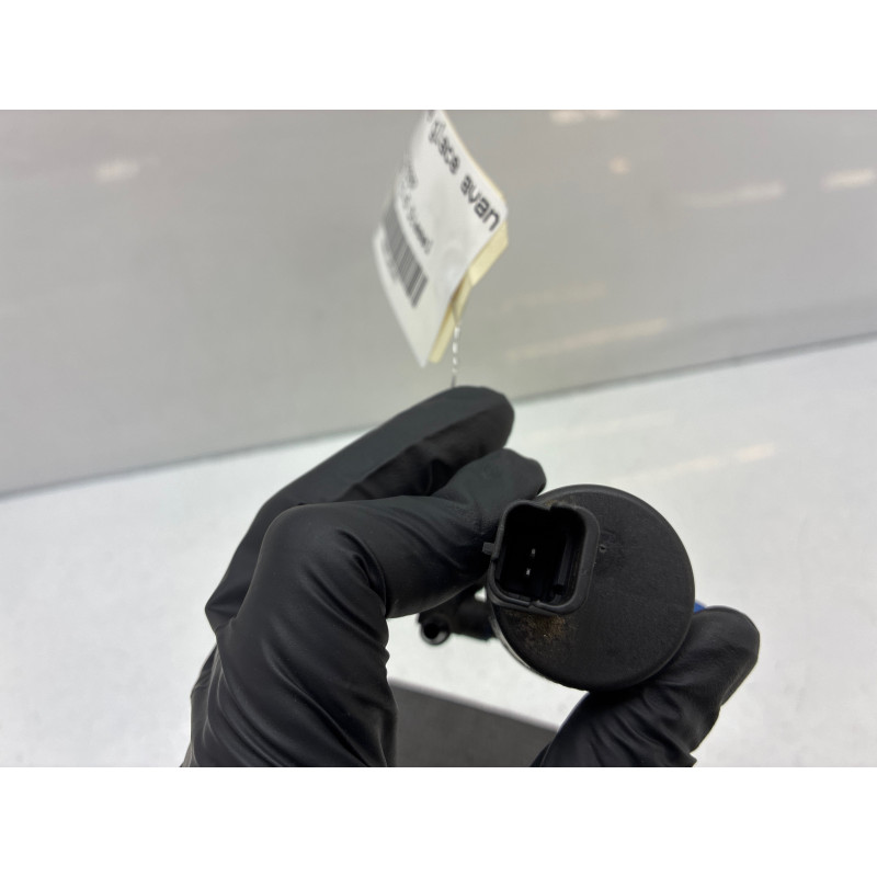 Pompe lave glace avant RENAULT CLIO 3 Photo n°3