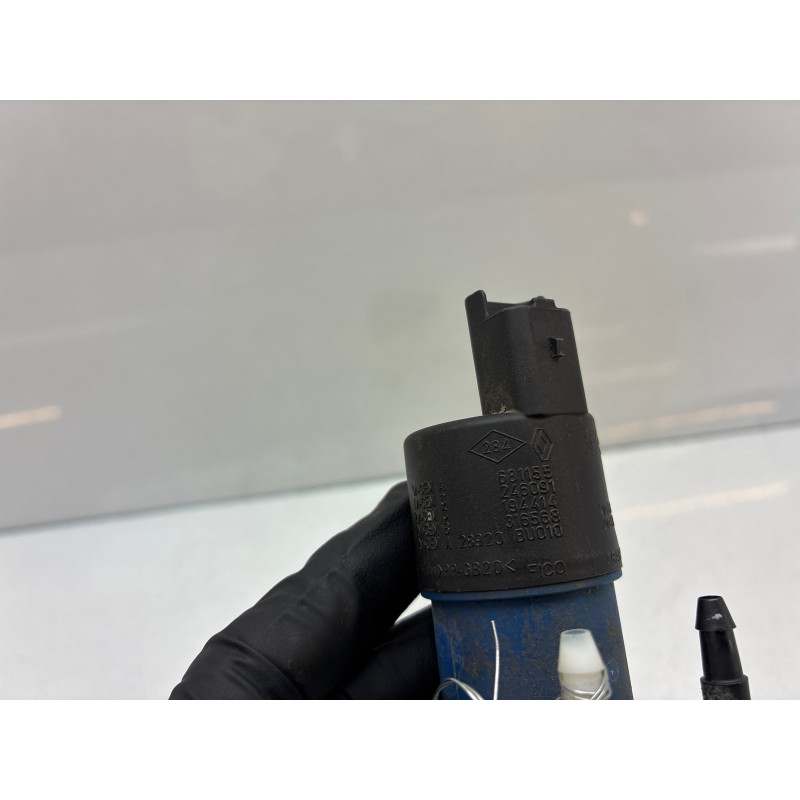Pompe lave glace avant RENAULT CLIO 3 Photo n°4