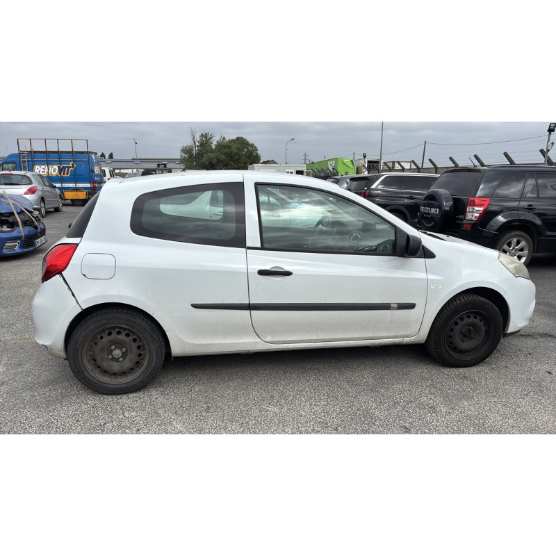 Pompe lave glace avant RENAULT CLIO 3 Photo n°12