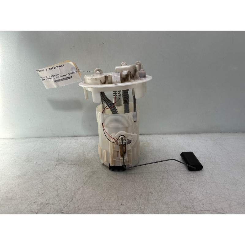 Pompe à carburant PEUGEOT 208 1 Photo n°1