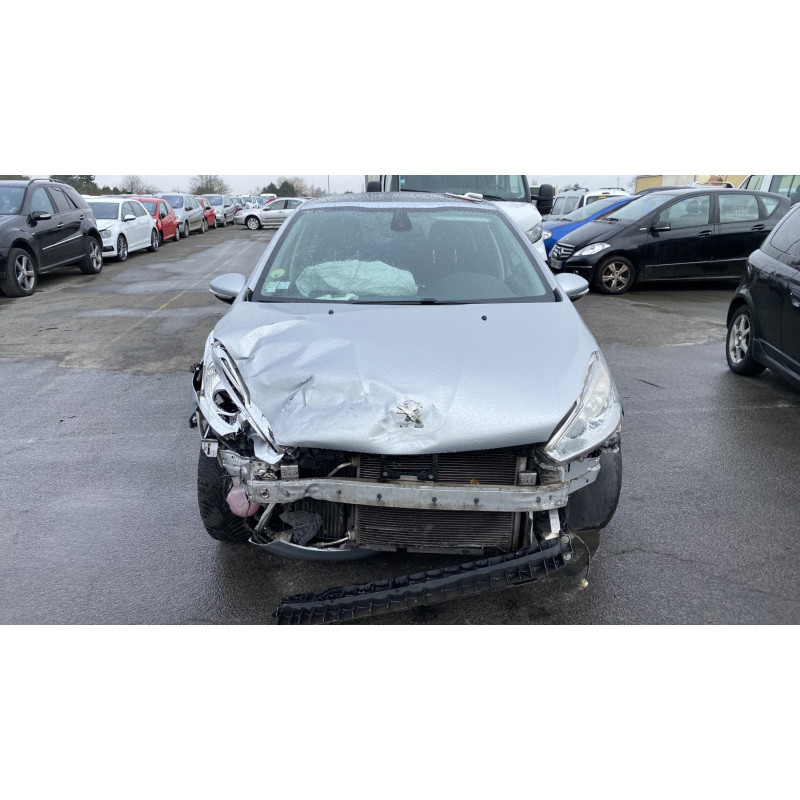 Pompe à carburant PEUGEOT 208 1 Photo n°15