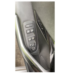 Pompe à carburant PEUGEOT 208 1