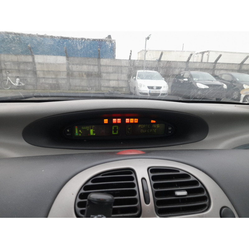 Trappe d'essence CITROEN XSARA PICASSO Photo n°13