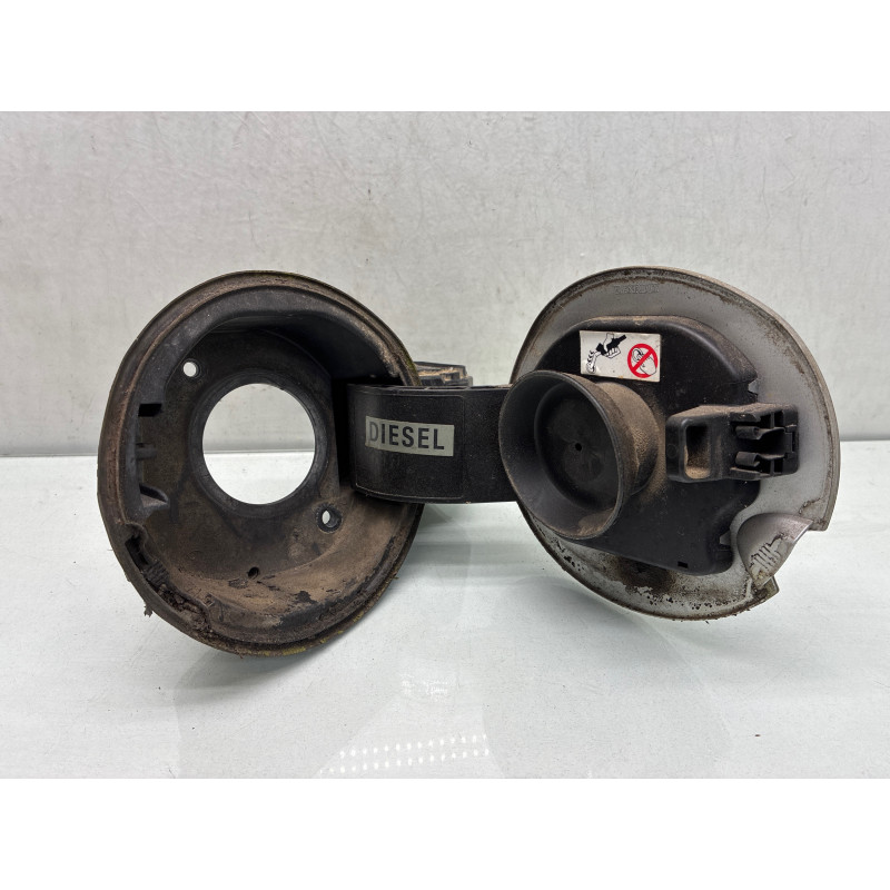 Trappe d'essence RENAULT MEGANE 3 Photo n°3