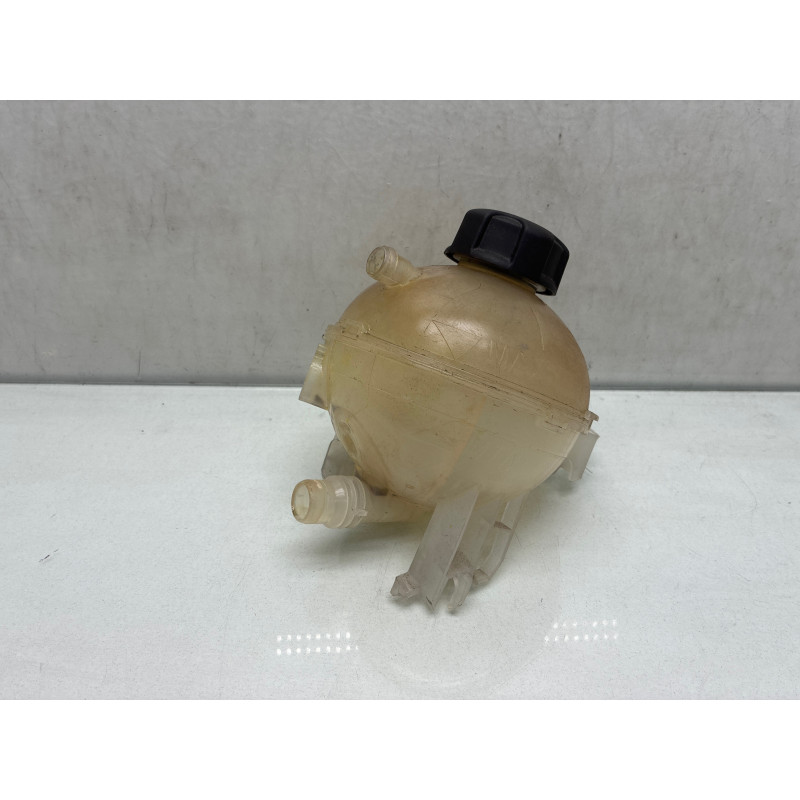 Vase d'expansion PEUGEOT 308 2 SW Photo n°3
