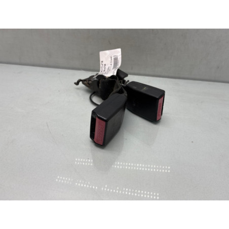 Attache ceinture arriere gauche RENAULT MEGANE 3 Photo n°1