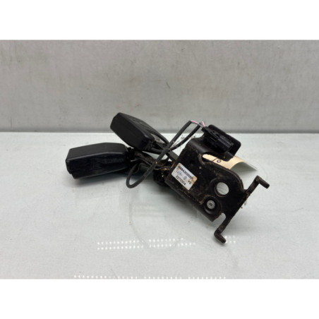 Attache ceinture arriere gauche RENAULT MEGANE 3