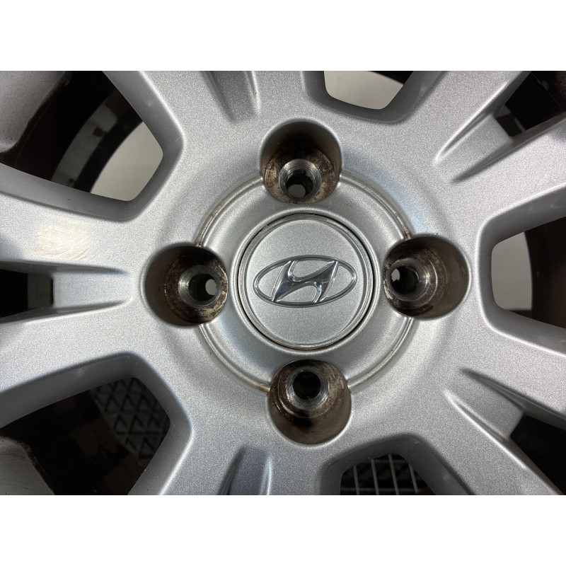 Jante HYUNDAI I 20 2 Photo n°3
