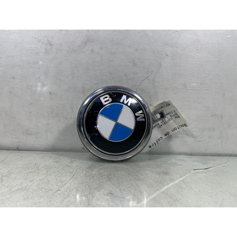 Bouton de coffre BMW SERIE 1 E87 Photo n°1