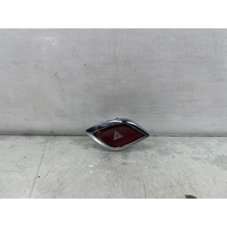 Bouton de warning CITROEN C3 2 Photo n°1