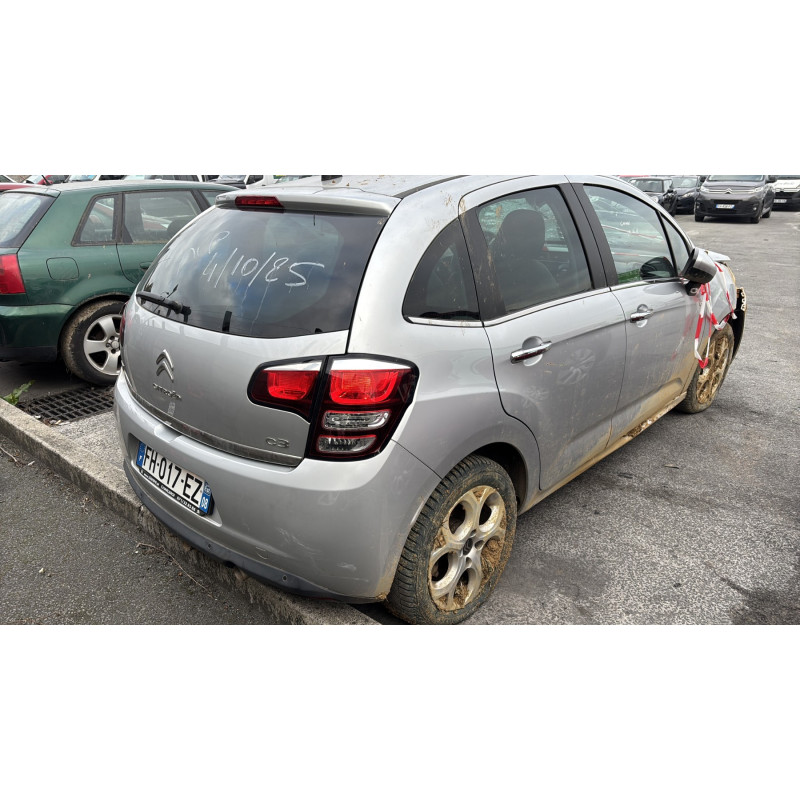 Bouton de warning CITROEN C3 2 Photo n°7