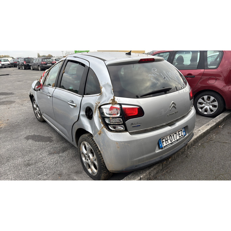 Bouton de warning CITROEN C3 2 Photo n°8