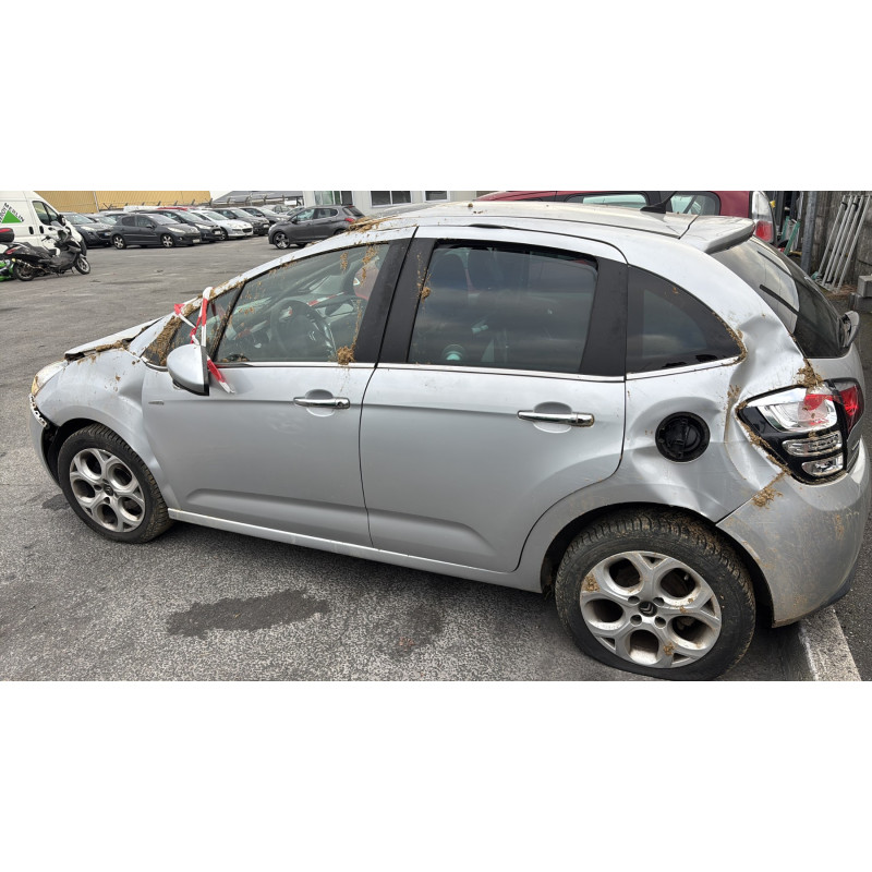 Bouton de warning CITROEN C3 2 Photo n°11