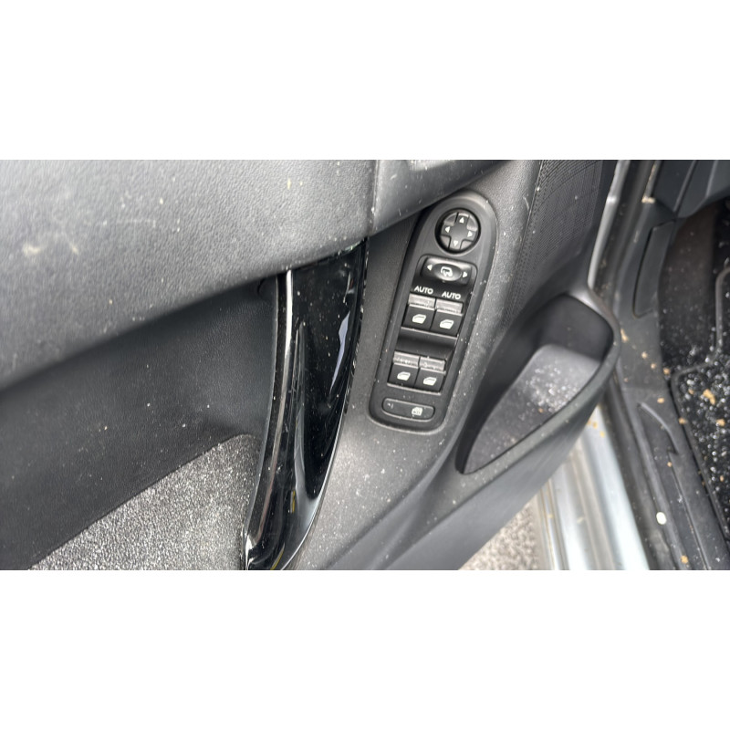 Bouton de warning CITROEN C3 2 Photo n°15