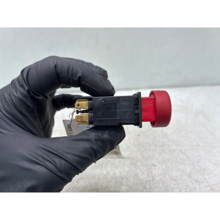Bouton de warning PEUGEOT 106