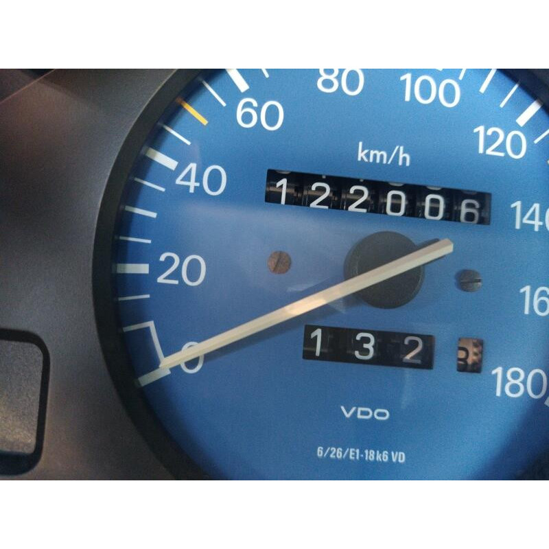 Bouton de warning PEUGEOT 106 Photo n°13