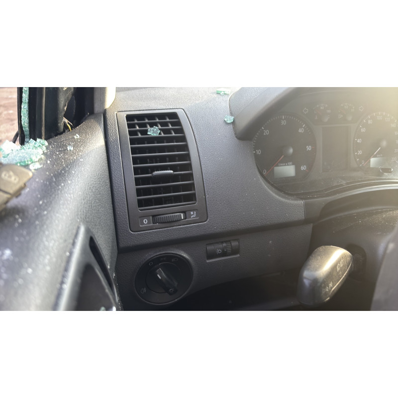 Bouton de coffre VOLKSWAGEN POLO 4 Photo n°17