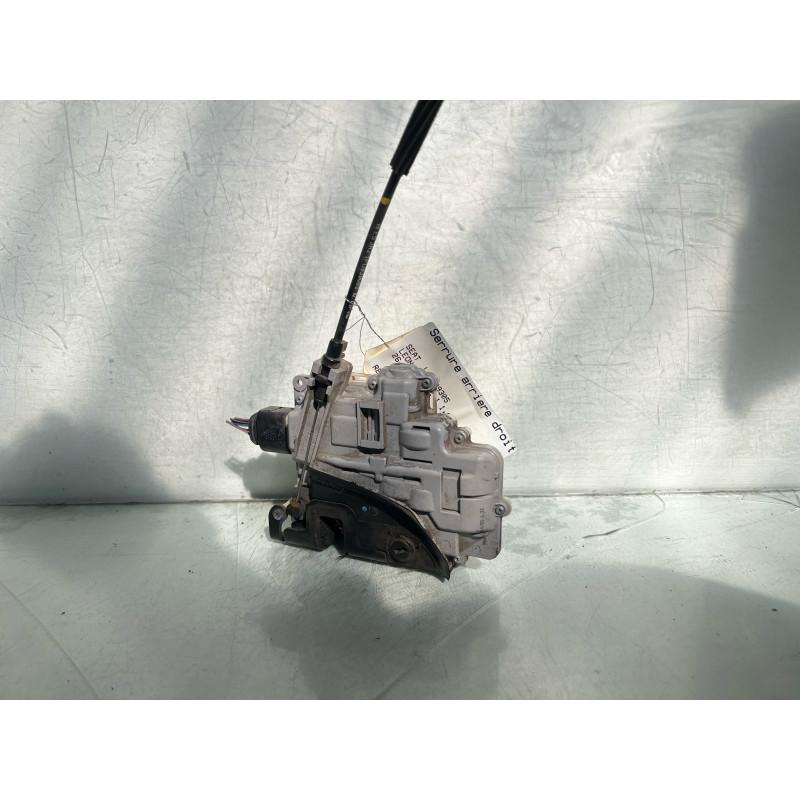 Serrure arriere droit SEAT LEON 2 Photo n°1