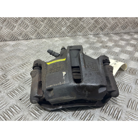 Etrier avant droit (freinage) PEUGEOT 206+ Photo n°1