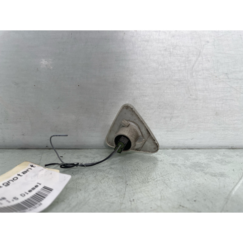 Repetiteur clignotant avant gauche (Feux) RENAULT KANGOO 2 Photo n°2