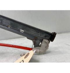 Leve vitre mecanique avant gauche PEUGEOT 106