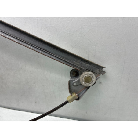 Leve vitre electrique avant droit PEUGEOT 405