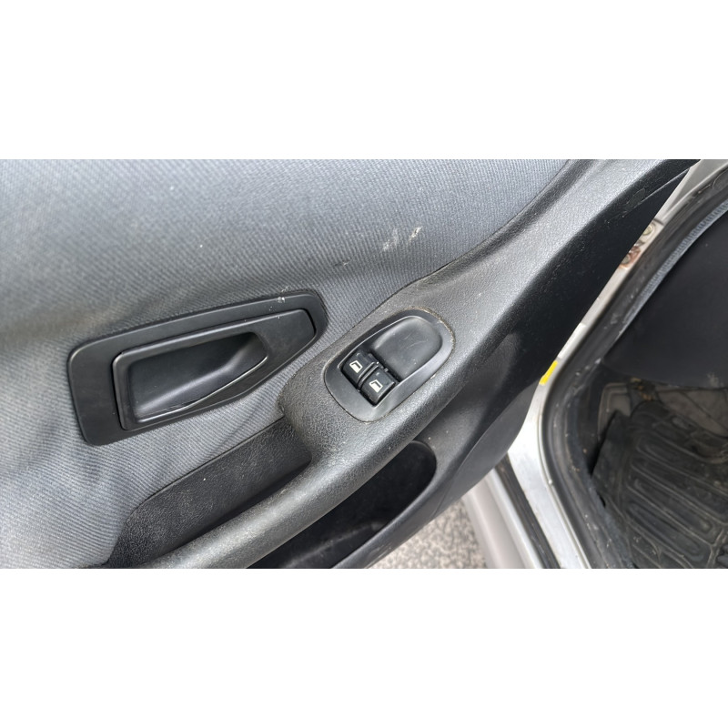 Etrier avant gauche (freinage) PEUGEOT 306 Photo n°15