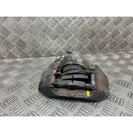 Etrier avant droit (freinage) PEUGEOT 405 Photo n°1