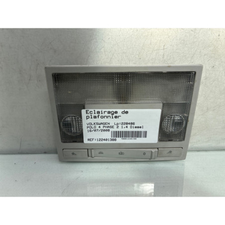 Eclairage de plafonnier VOLKSWAGEN POLO 4 Photo n°1