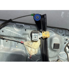 Leve vitre electrique avant droit VOLKSWAGEN POLO 4