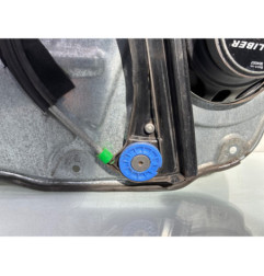 Leve vitre electrique avant droit VOLKSWAGEN POLO 4