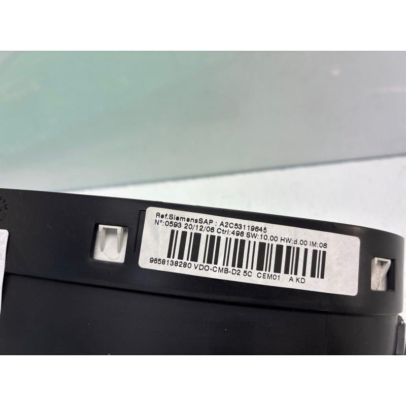 Compteur PEUGEOT 407 Photo n°6