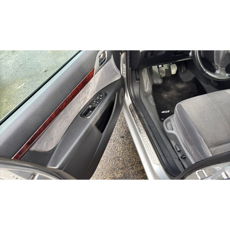 Compteur PEUGEOT 407 Photo n°17