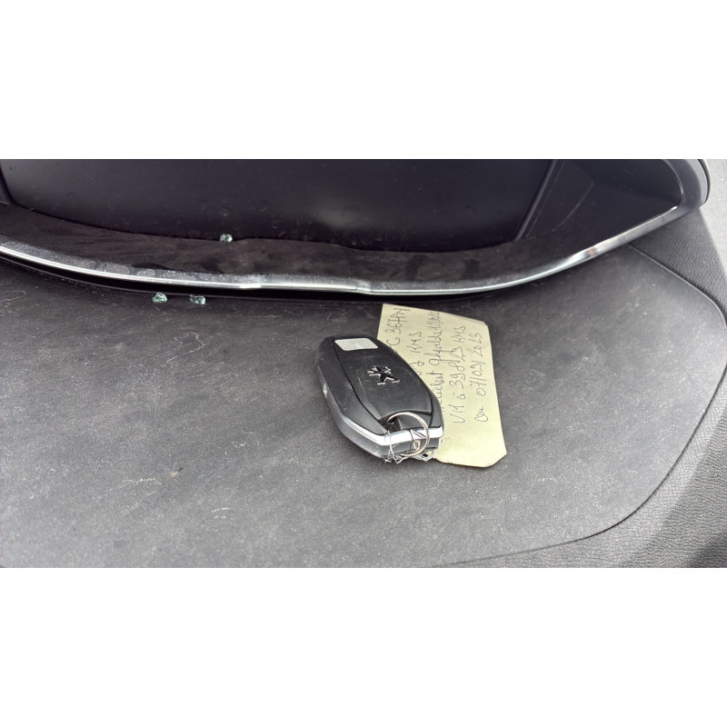 Charniere de capot PEUGEOT 5008 2 Photo n°18