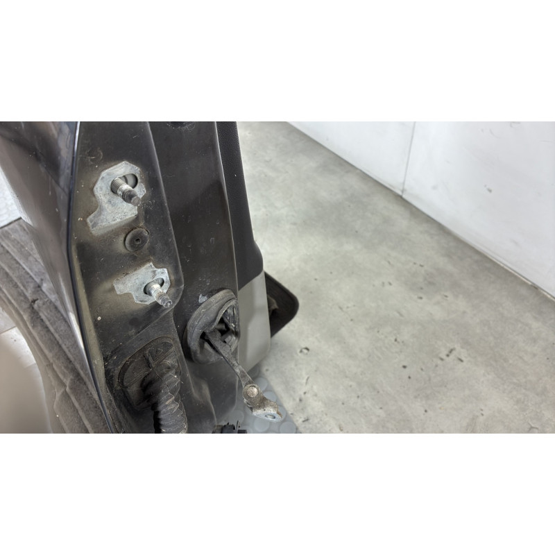 Porte avant droit RENAULT MEGANE 3 Photo n°5