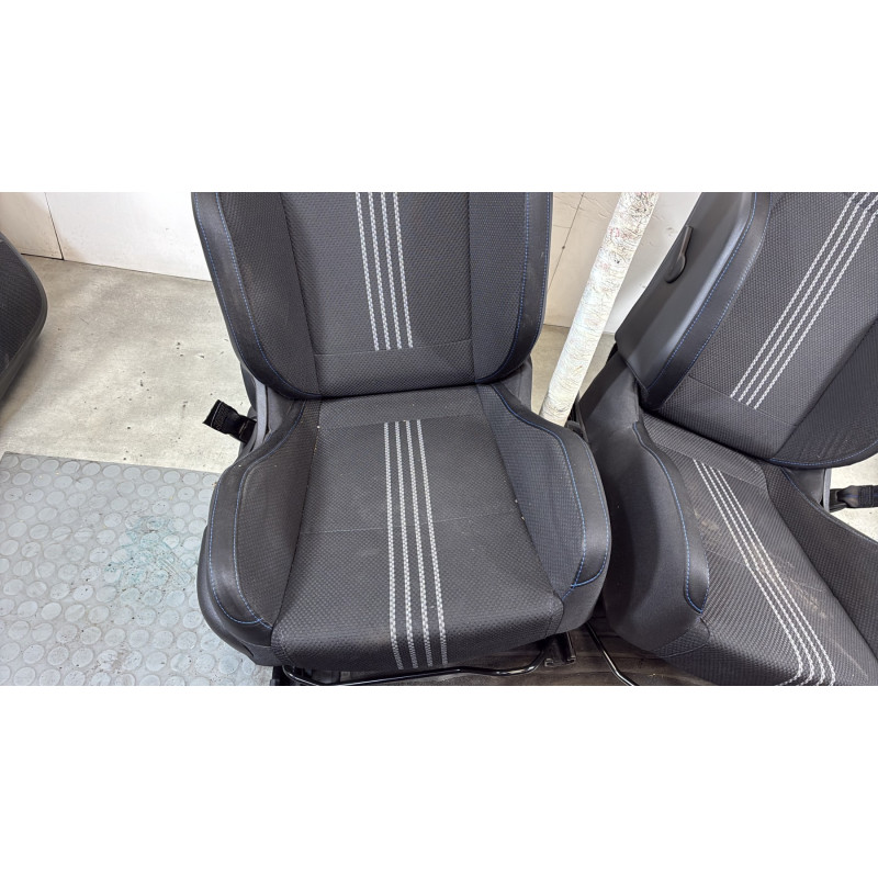 Interieur complet RENAULT MEGANE 4 Photo n°5