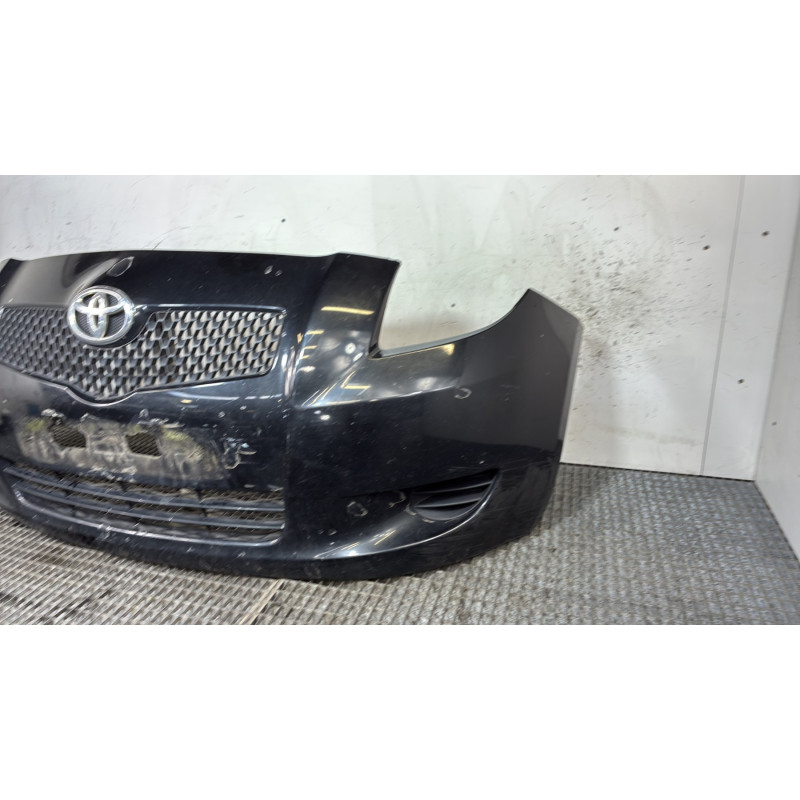 Pare choc avant TOYOTA YARIS 2 Photo n°3