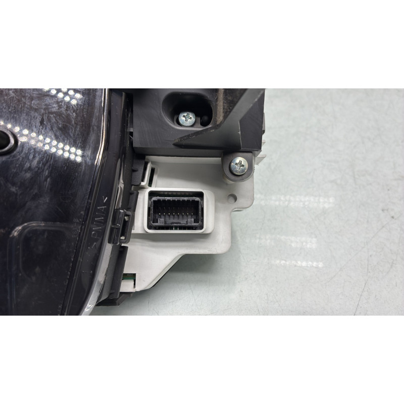 Compteur TOYOTA YARIS 2 Photo n°3