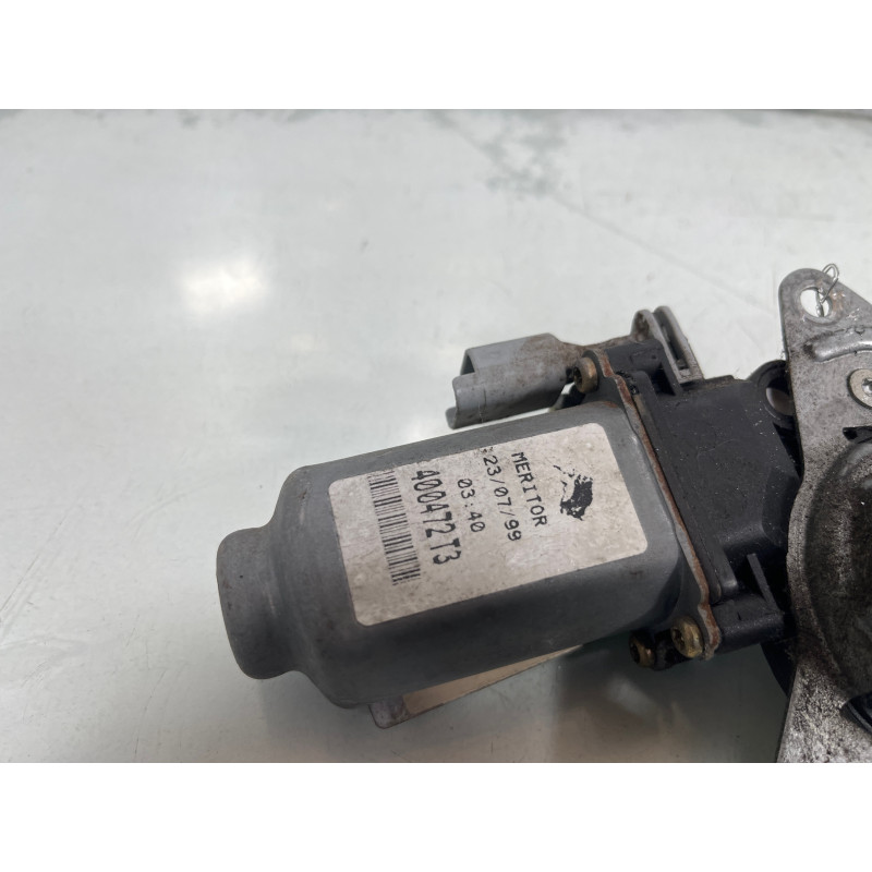 Leve vitre electrique avant droit CITROEN SAXO Photo n°3