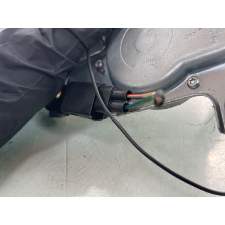 Moteur essuie glace arriere FORD FOCUS 1